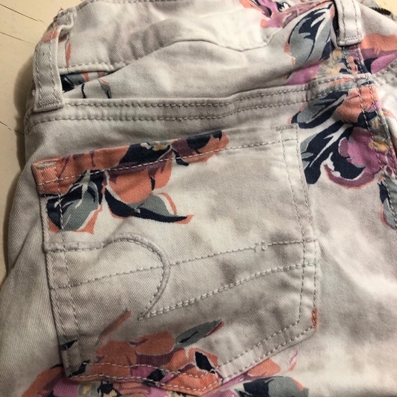 American Eagle Stretch Jeggings, florals, size 0 - Picture 5 of 6